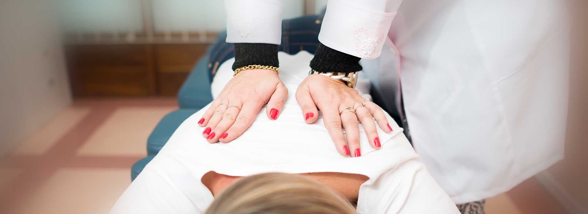 Bruna Rossetti - Tratamento de dores com quiropraxia